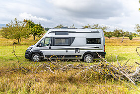 la strada Avanti F: Aussenaufnahme Profil Fahrerseite, 1 300 dpi Jpg