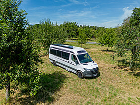 la strada Regent EB: Außenaufnahme Front Beifahrerseite 2, 300 dpi Jpg